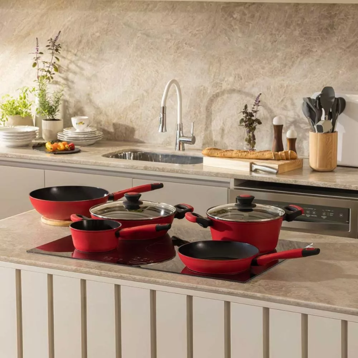 Panela Wok Aluminio Everyday Vermelho 28C... Panela Wok Aluminio Everyday Vermelho 28C...